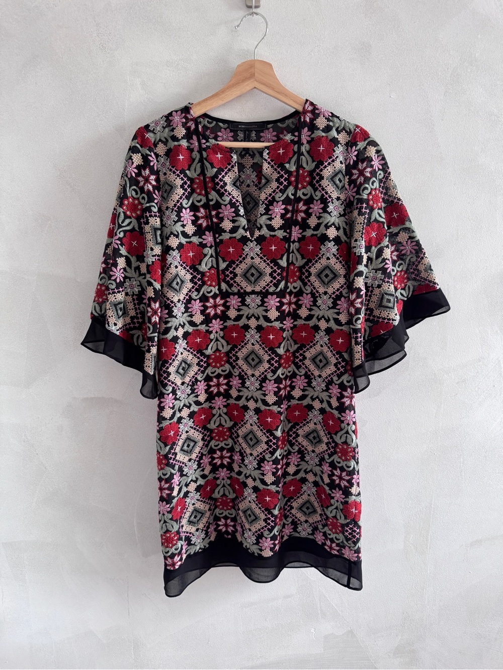 BCBGMaxAzria - Boho Floral Embroidered Mini Dress - Size S